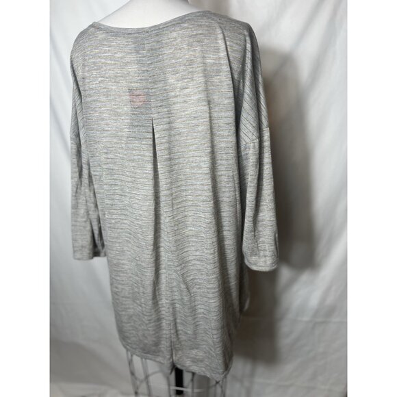 A.N.A Long Sleeve‎ Knit Gray and Gold  NWT Womens Subtle Striped XL top - Picture 4 of 14